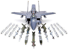1/32 Boeing F15E Strike Eagle w/Bunker Buster - Hobby Sense