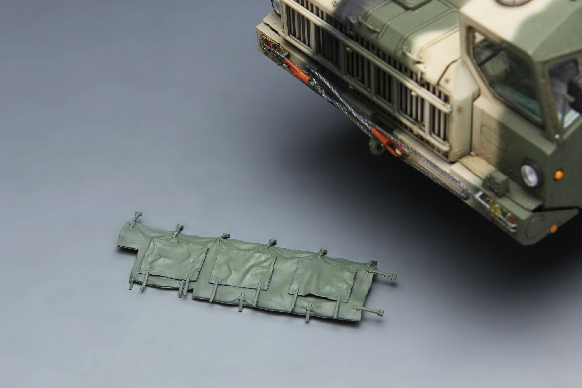 1/35 9A52-2 Smerch Russian Long-Range Rocket Launcher - Hobby Sense