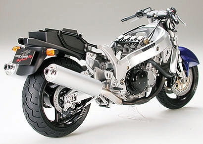 1/12 Suzuki GSX1300R Hayabusa - Hobby Sense