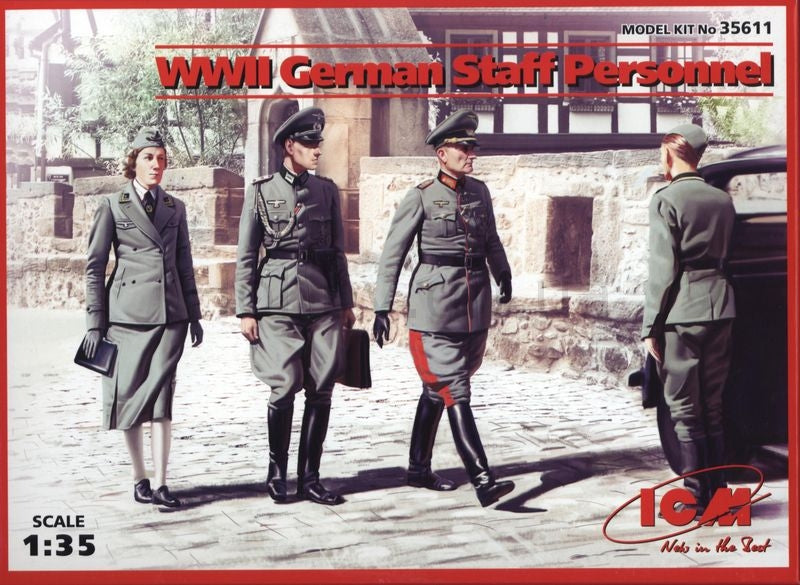 1/35 WWII German Staff Personnel - Hobby Sense