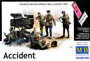 Accident. Soviet & German military men, summer 1941 - Hobby Sense