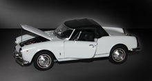 1/24 Alfa Romeo Giulietta Spider 1300 - Hobby Sense