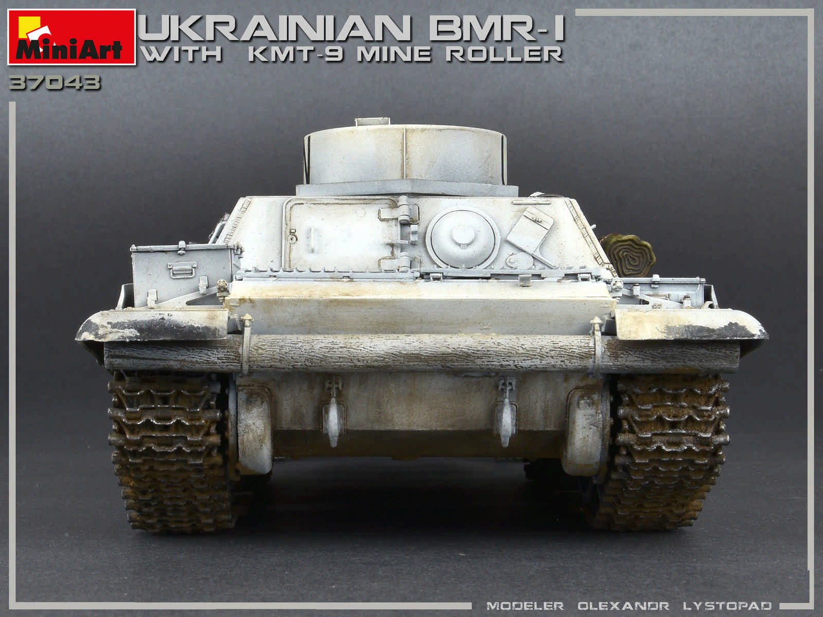 1/35 Ukrainian BMR1 with KMT-9 - Hobby Sense