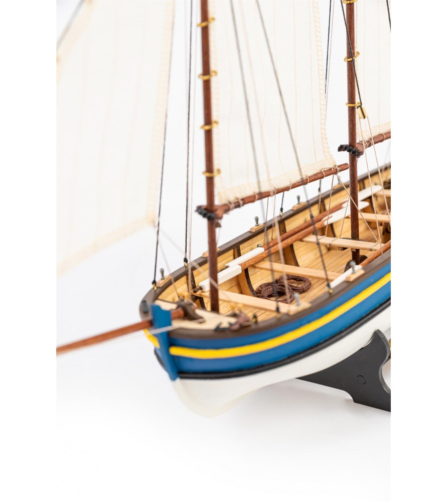 1/50 HMS Endeavour's Captain Longboat - Hobby Sense